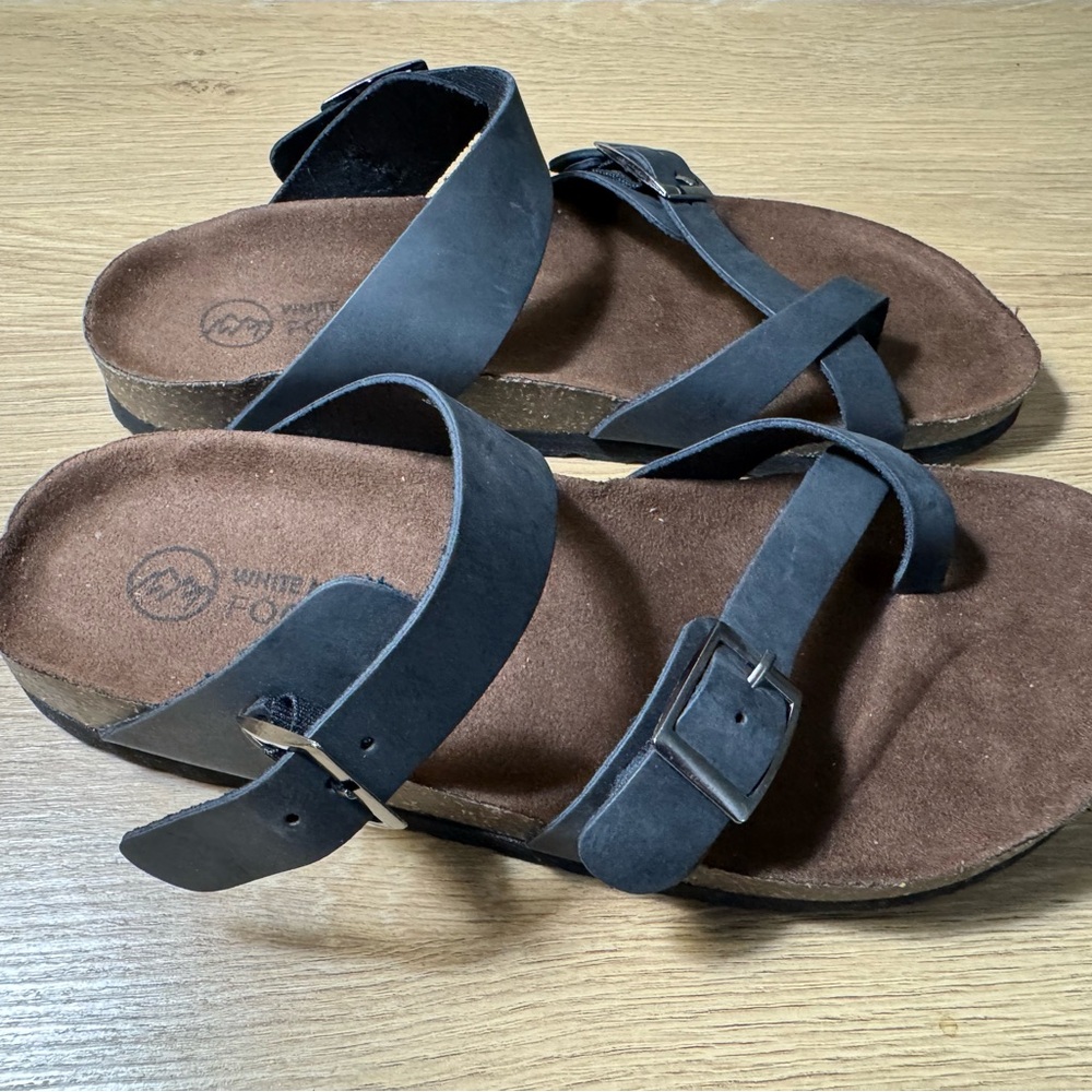 White Mountain Black Strappy Sandals